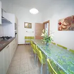 Διαμέρισμα Hanbury 10 *
