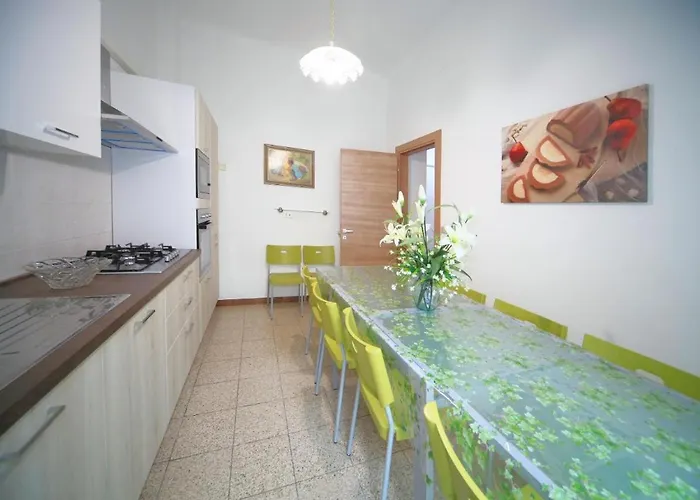 Hanbury 10 Apartment *